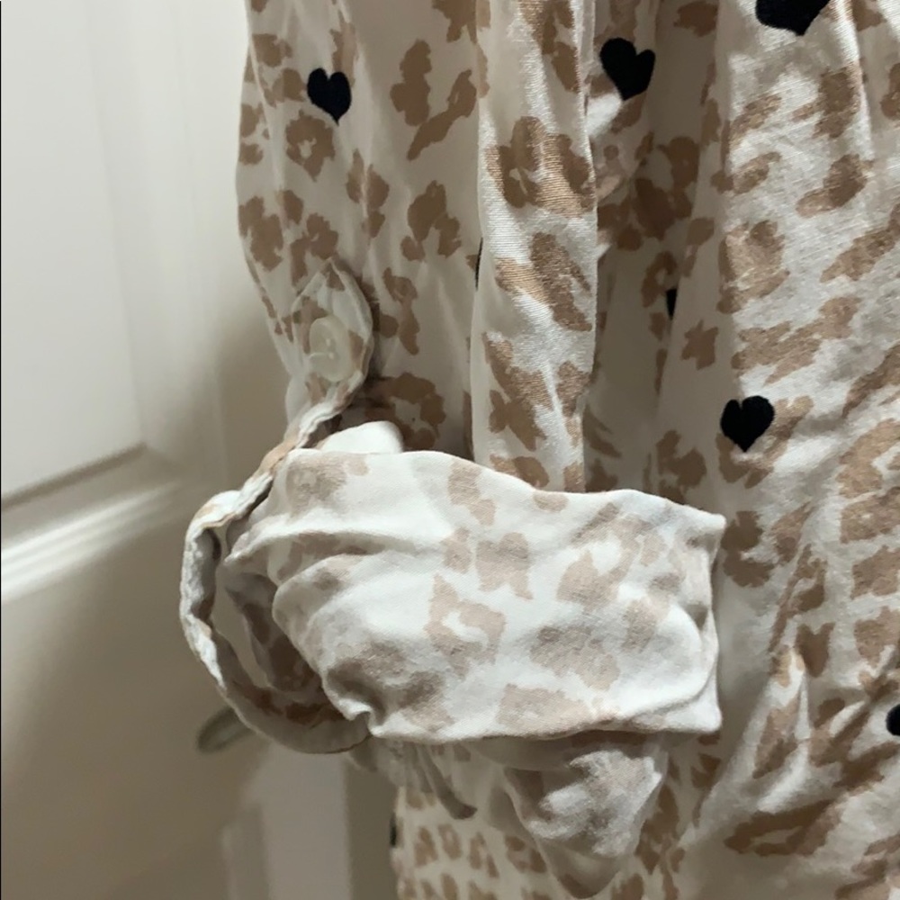 🖤 button down - Picture 3 of 4